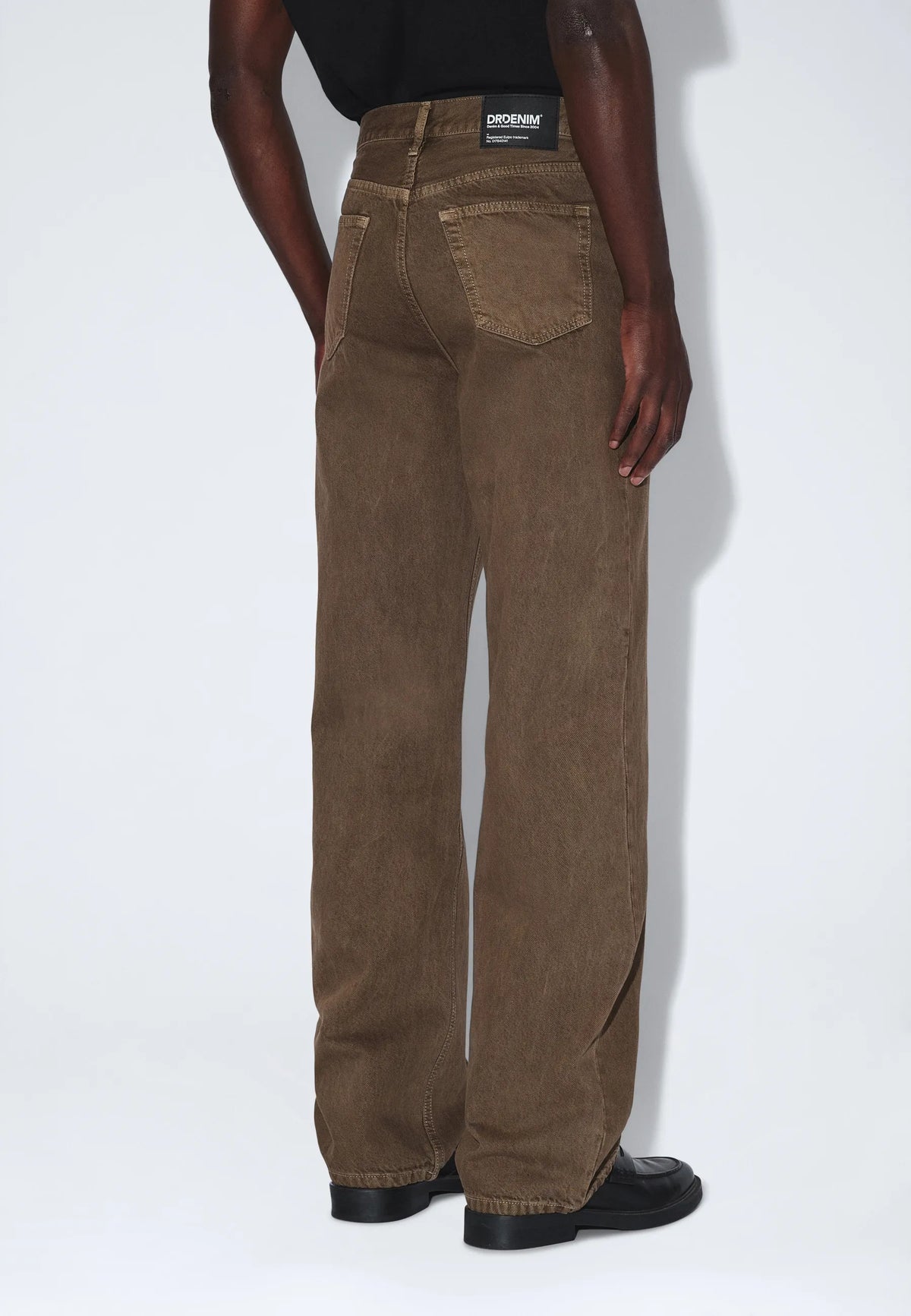 JEANS OMAR RELAXED WASHED OLIVE