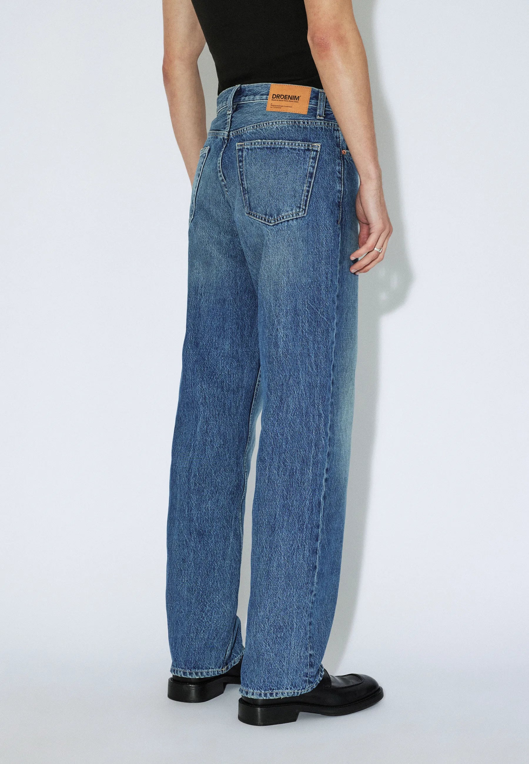 OMAR RELAXED JEANS | DR DENIM