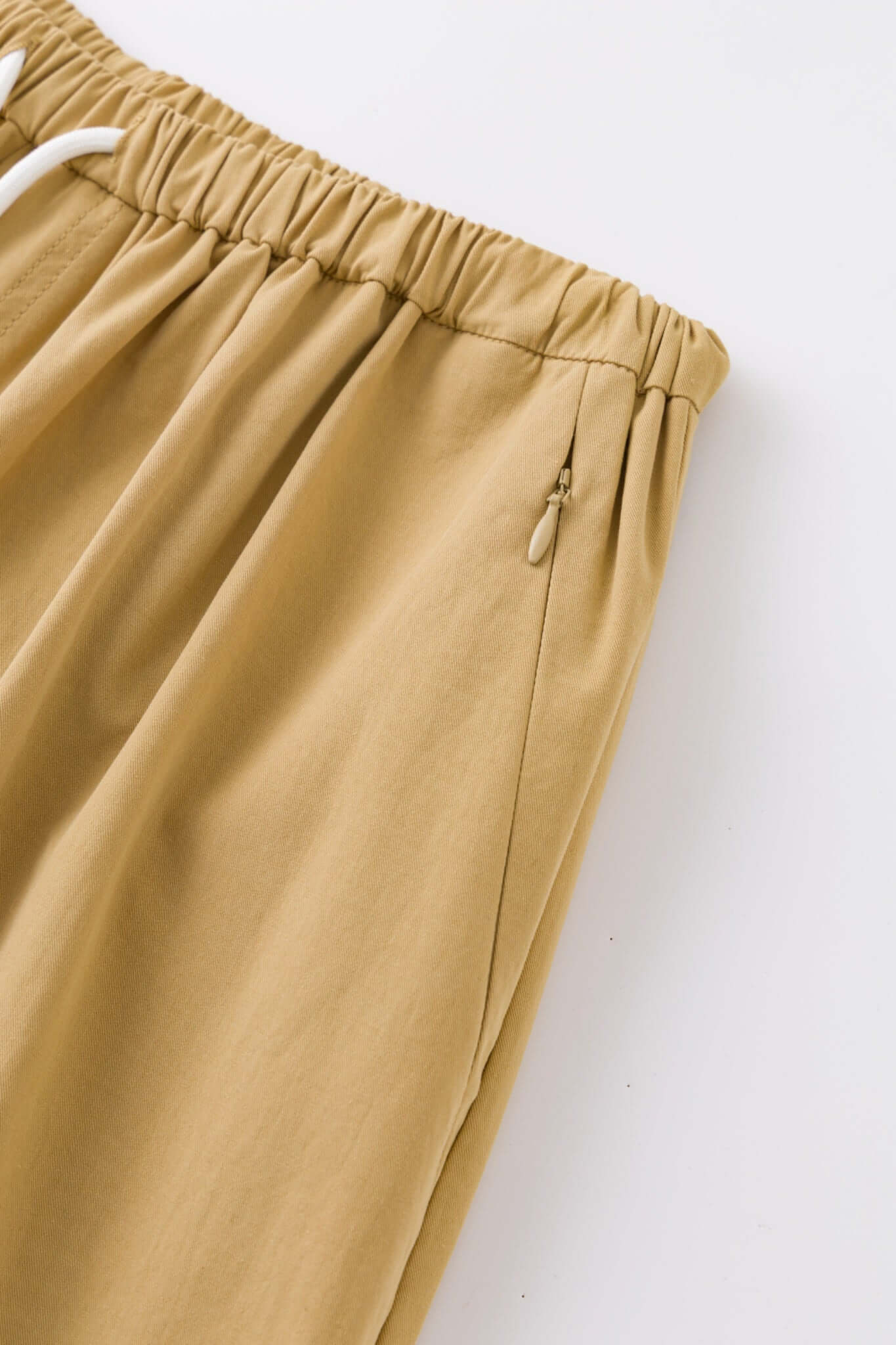 LOGO BERMUDA SHORTS | Rari - DifferentAttitude