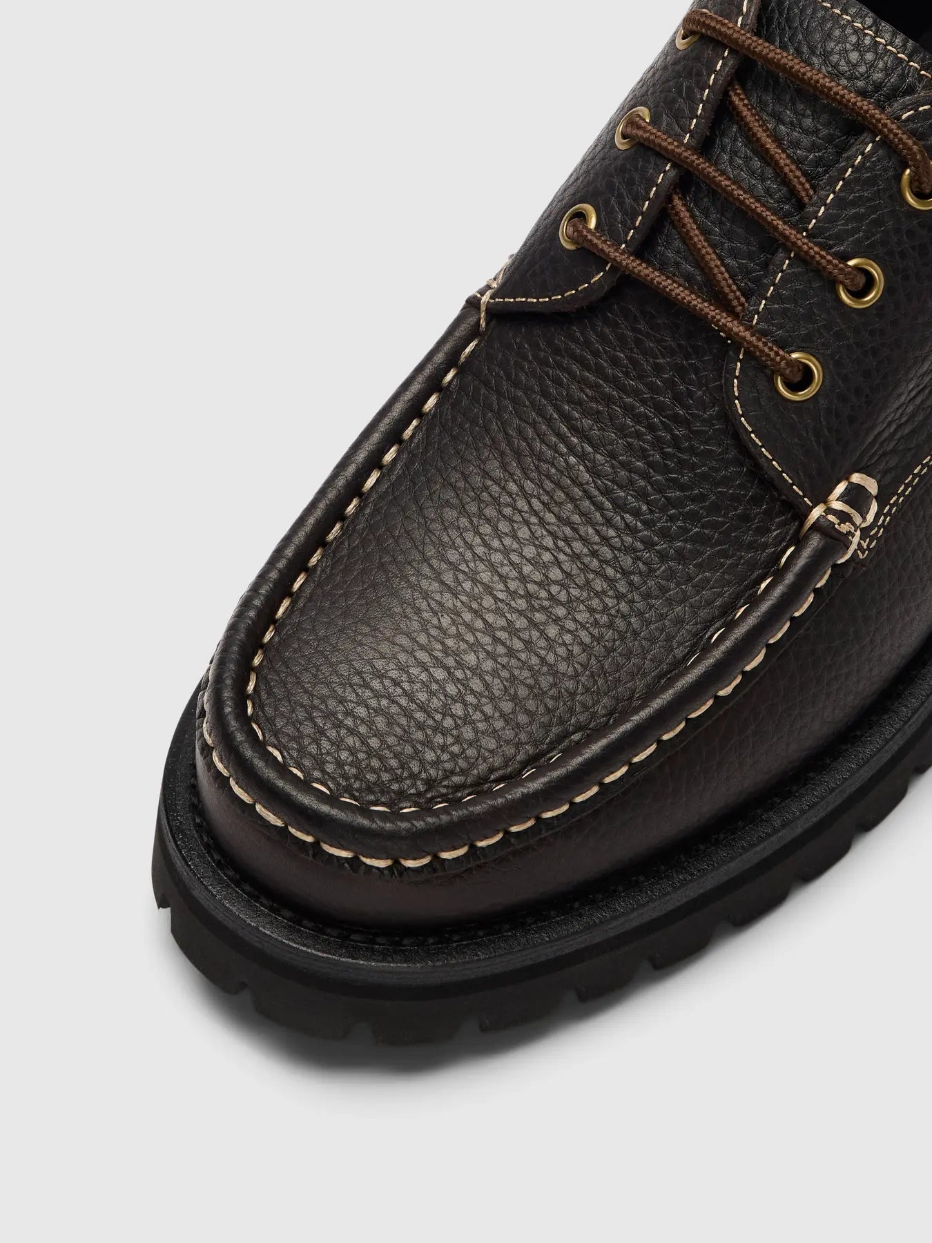 LEATHER BOAT SHOES