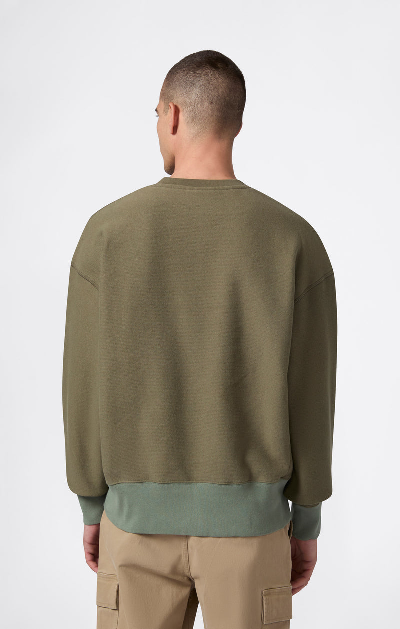 CREWNECK SWEATHSHIRT
