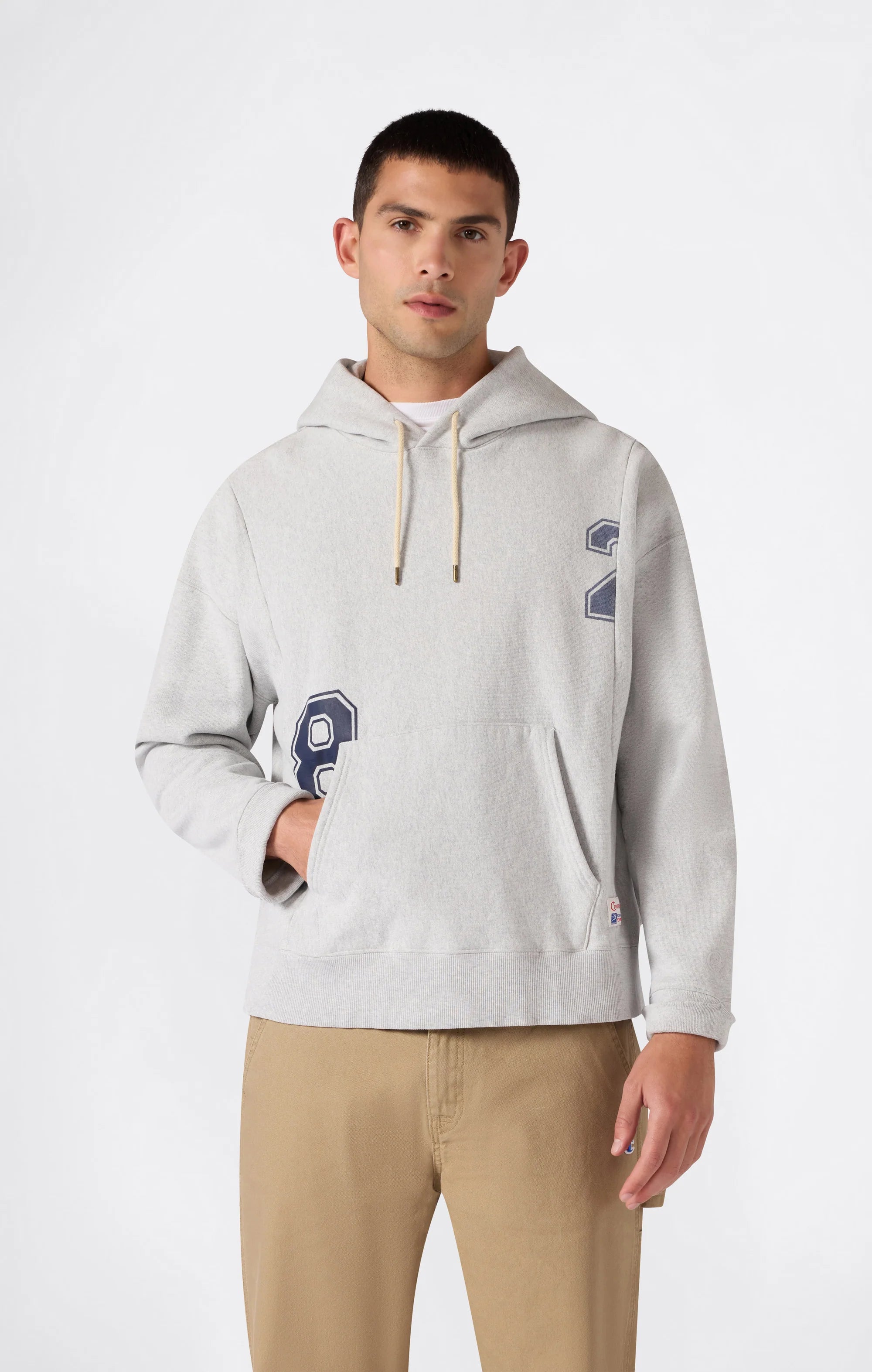 TR ICONIC HOODED SWEATSHIRT