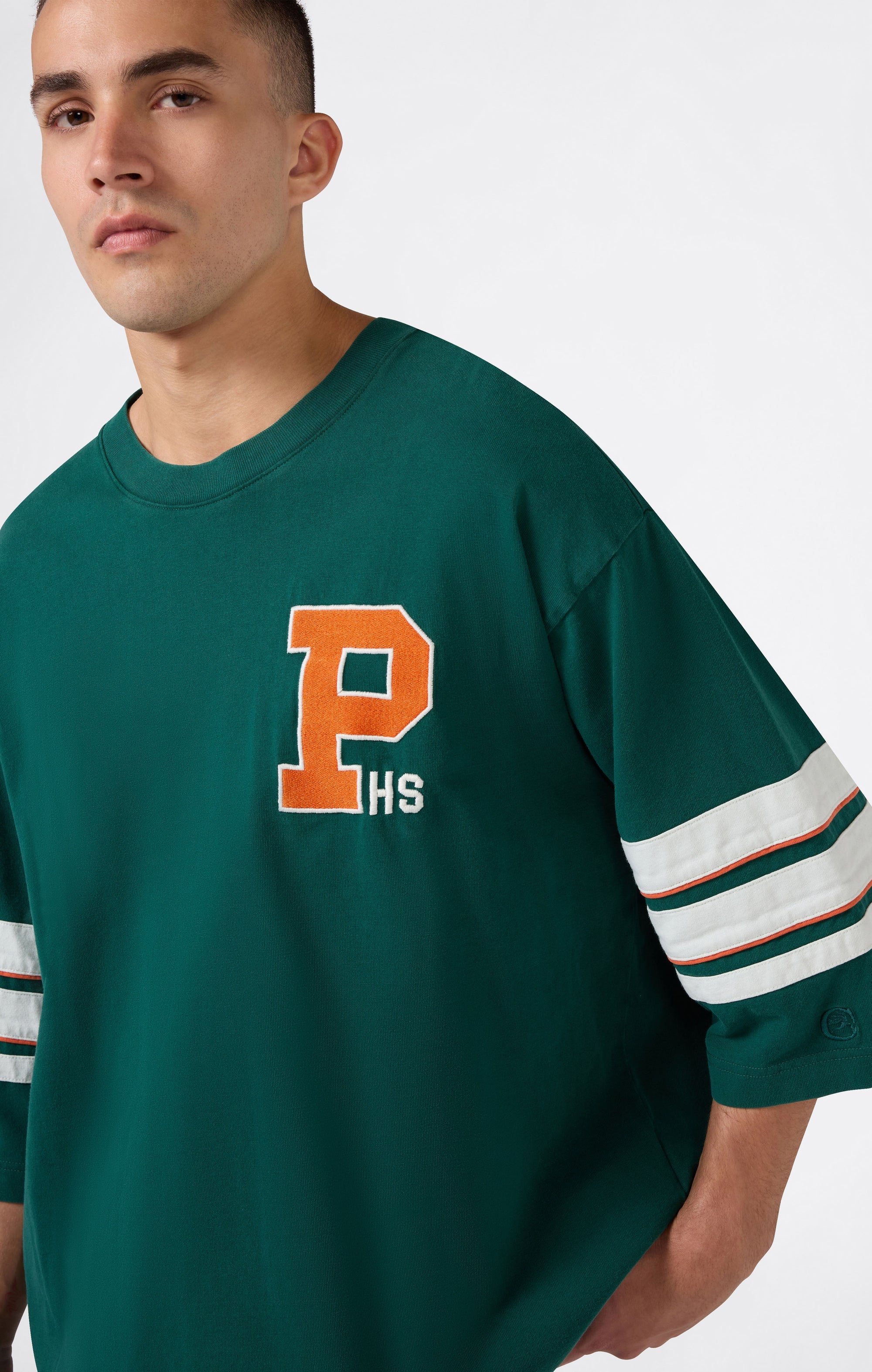 TR C12 CREWNECK T-SHIRT