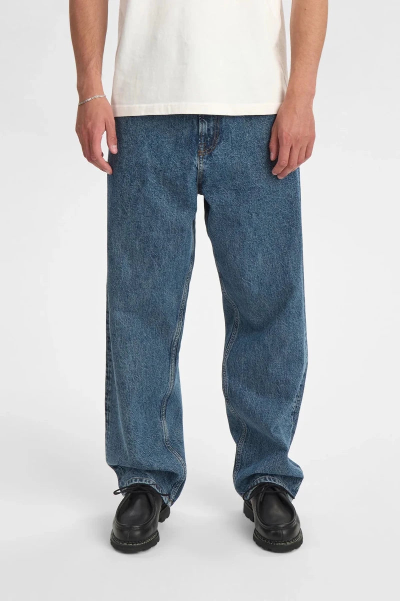 AKJAKOB JEANS CLASSIC BLUE | ANERKJENDT