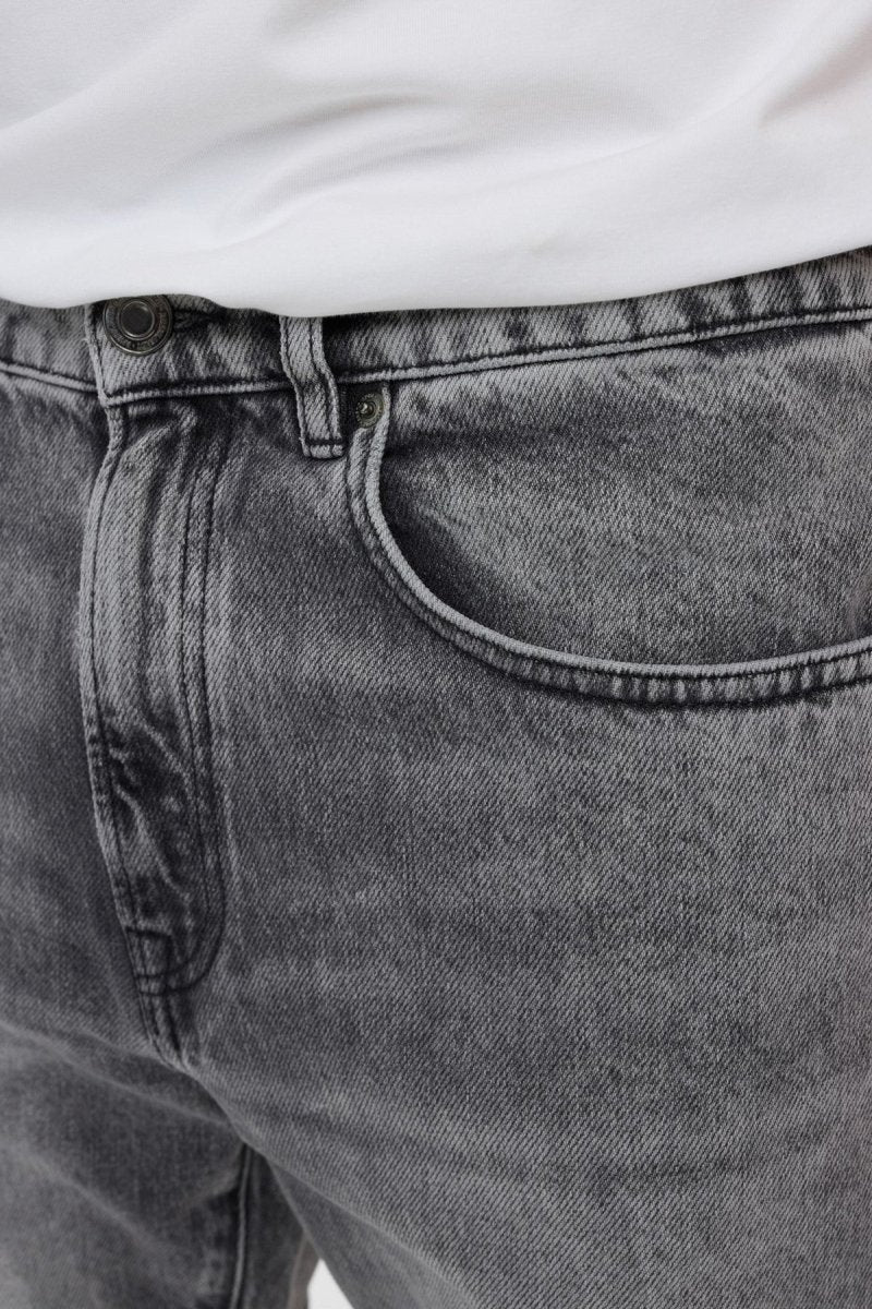AKJUSTIN JEANS WASHED GREY | ANERKJENDT
