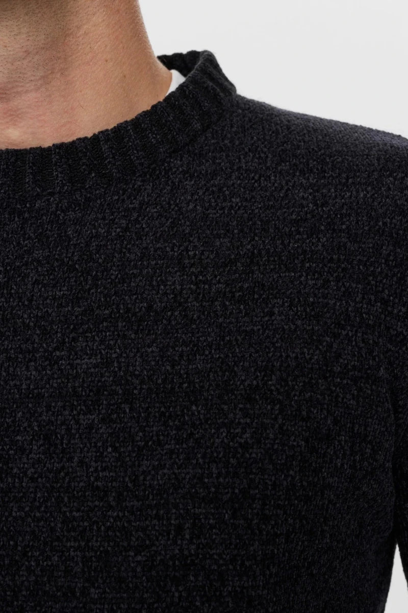 AKSUNE CHENILLE KNIT CAVIAR | ANERKJENDT