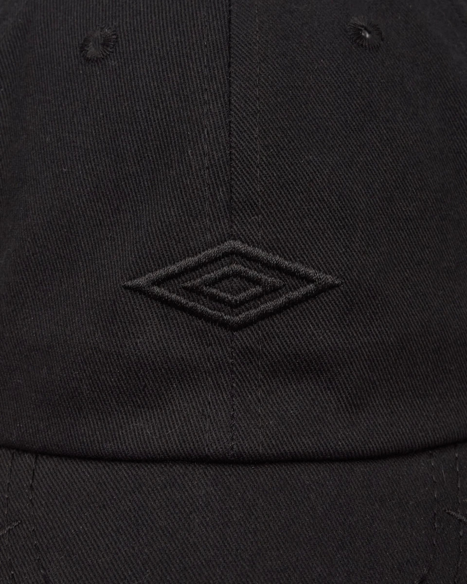 SPIKES STUD CAP | UMBRO