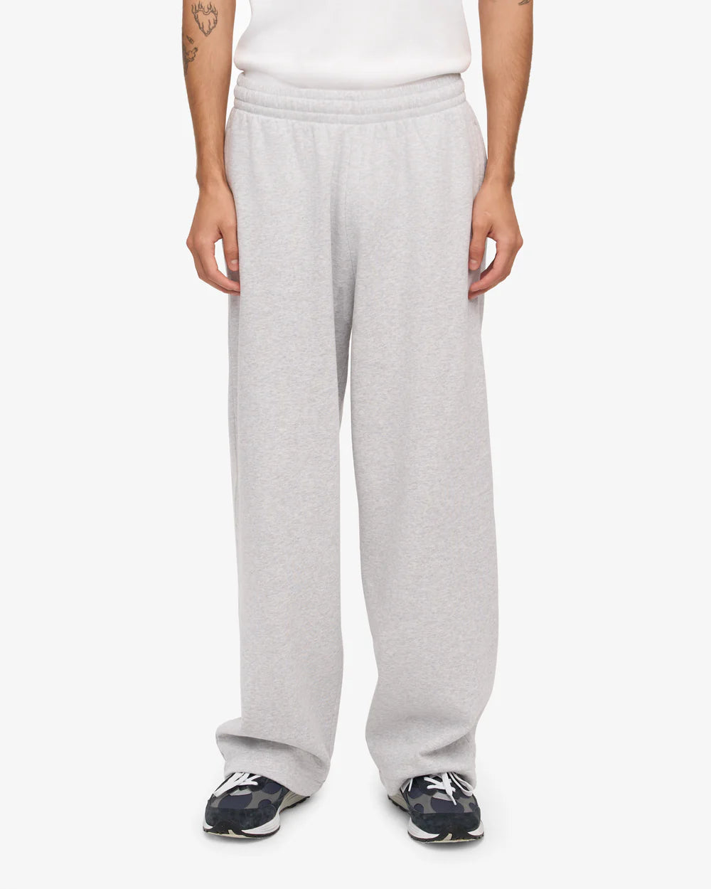 STRAIGHT LEG SWEATPANT